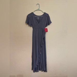 New XS maternity dress